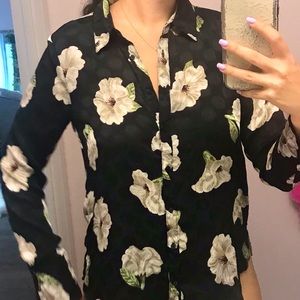 🔷 Zara Denim sheer flower blouse NWT! 🔷